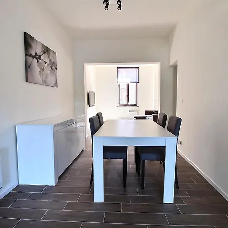 Appartement Orléan 41 C Centre-gare-aéroport *